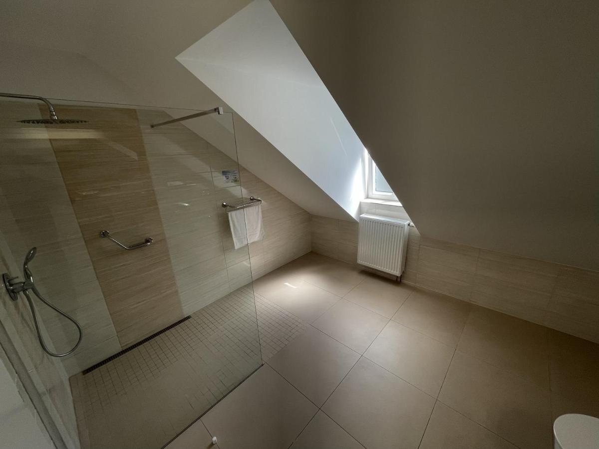 Hotel Reza Františkovy Lázně Екстериор снимка