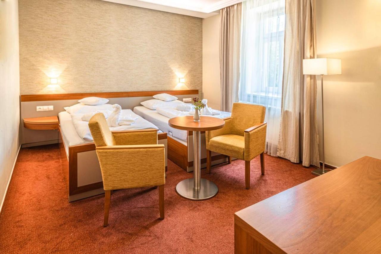 Hotel Reza Františkovy Lázně Екстериор снимка