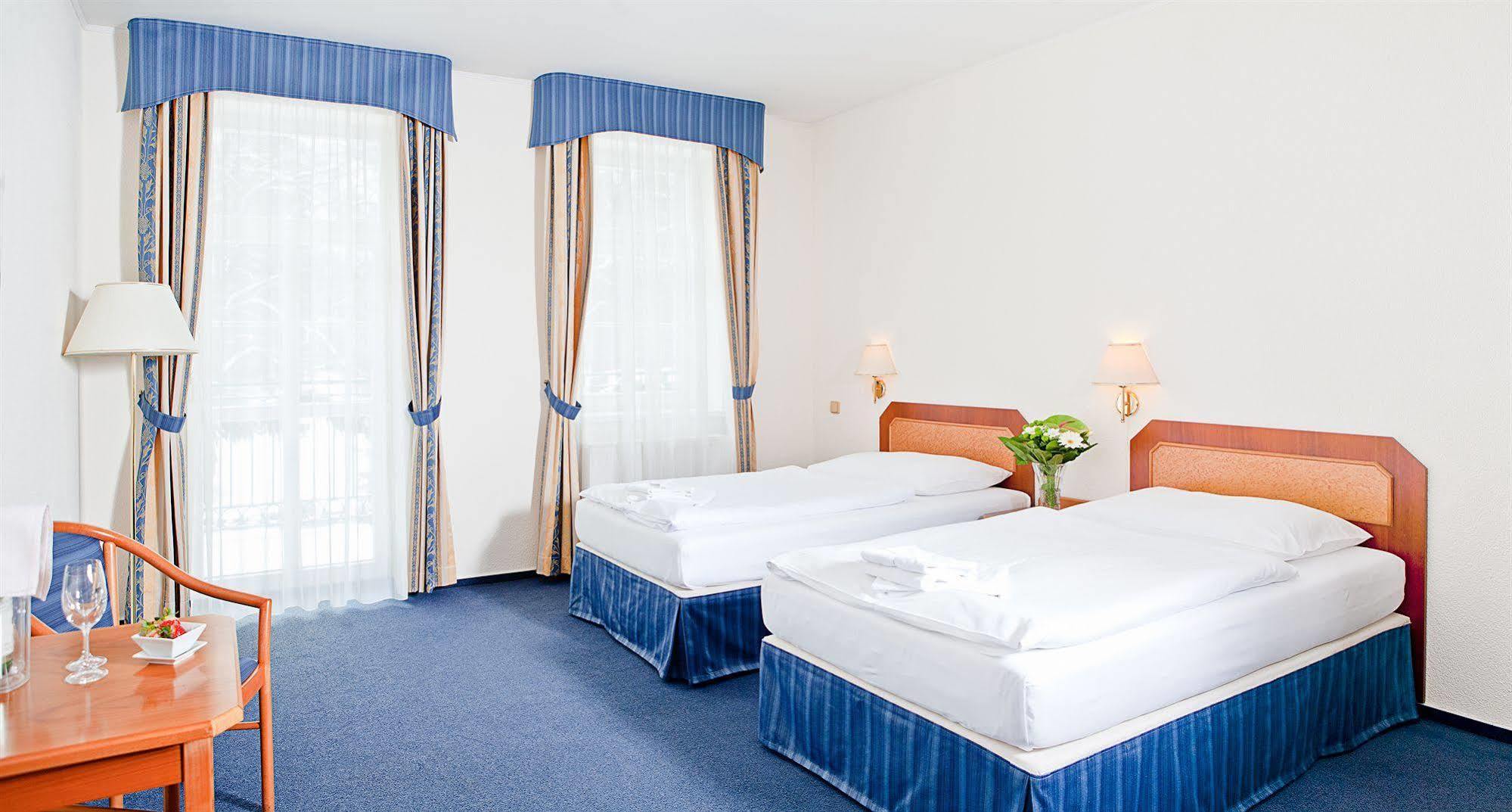 Hotel Reza Františkovy Lázně Екстериор снимка